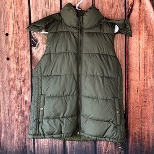 Old Navy Puffer Vest